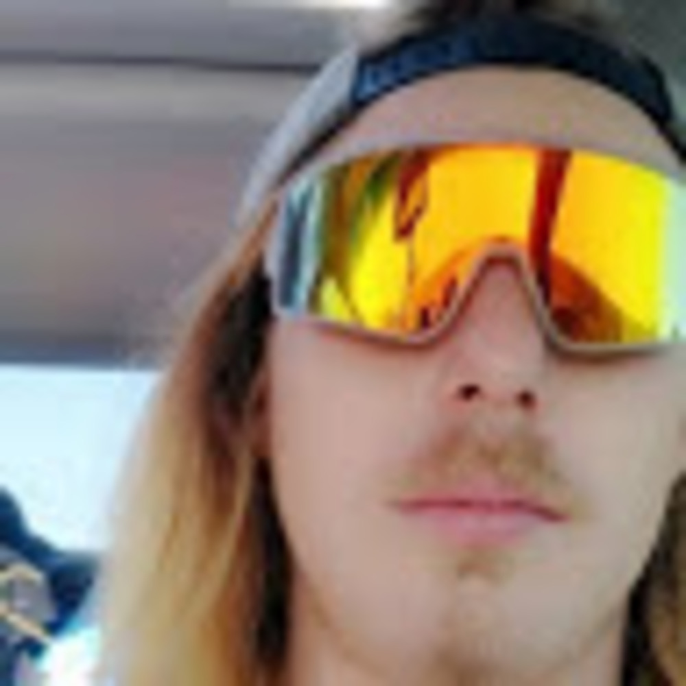 Meet your Posher, Tye